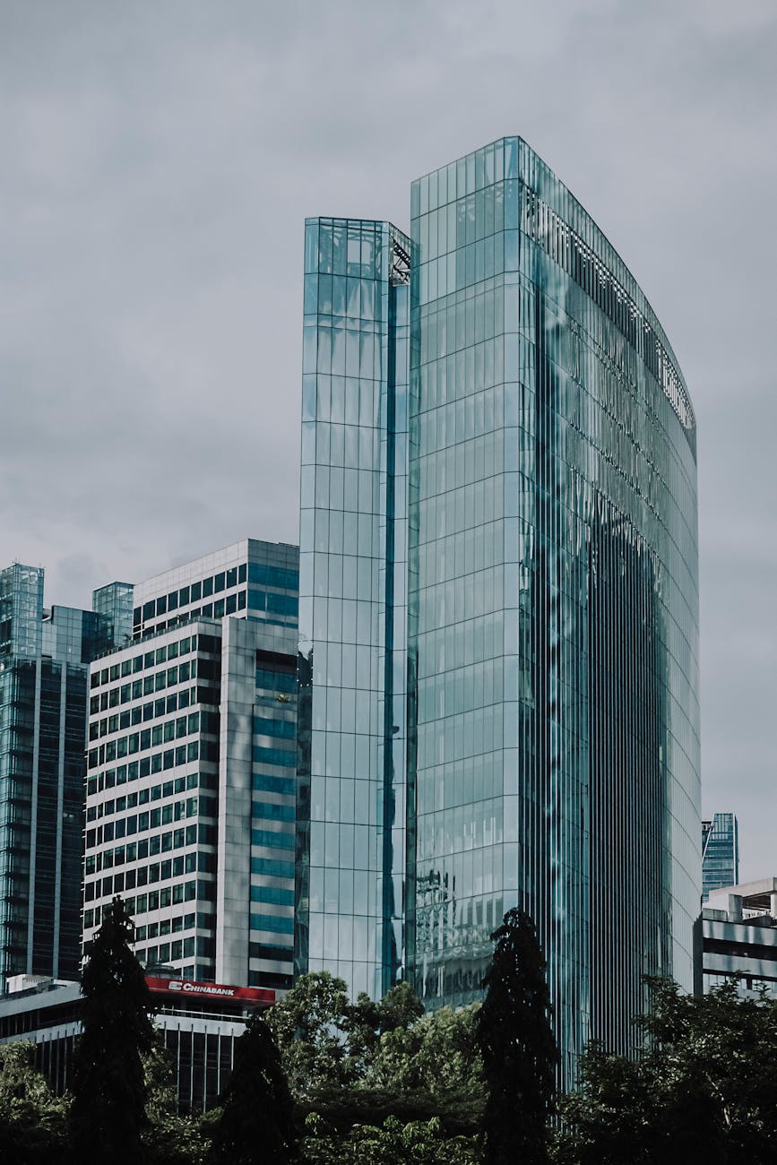 Brookfield (BN) falls 4.3% on plan to fold in insurer BNT