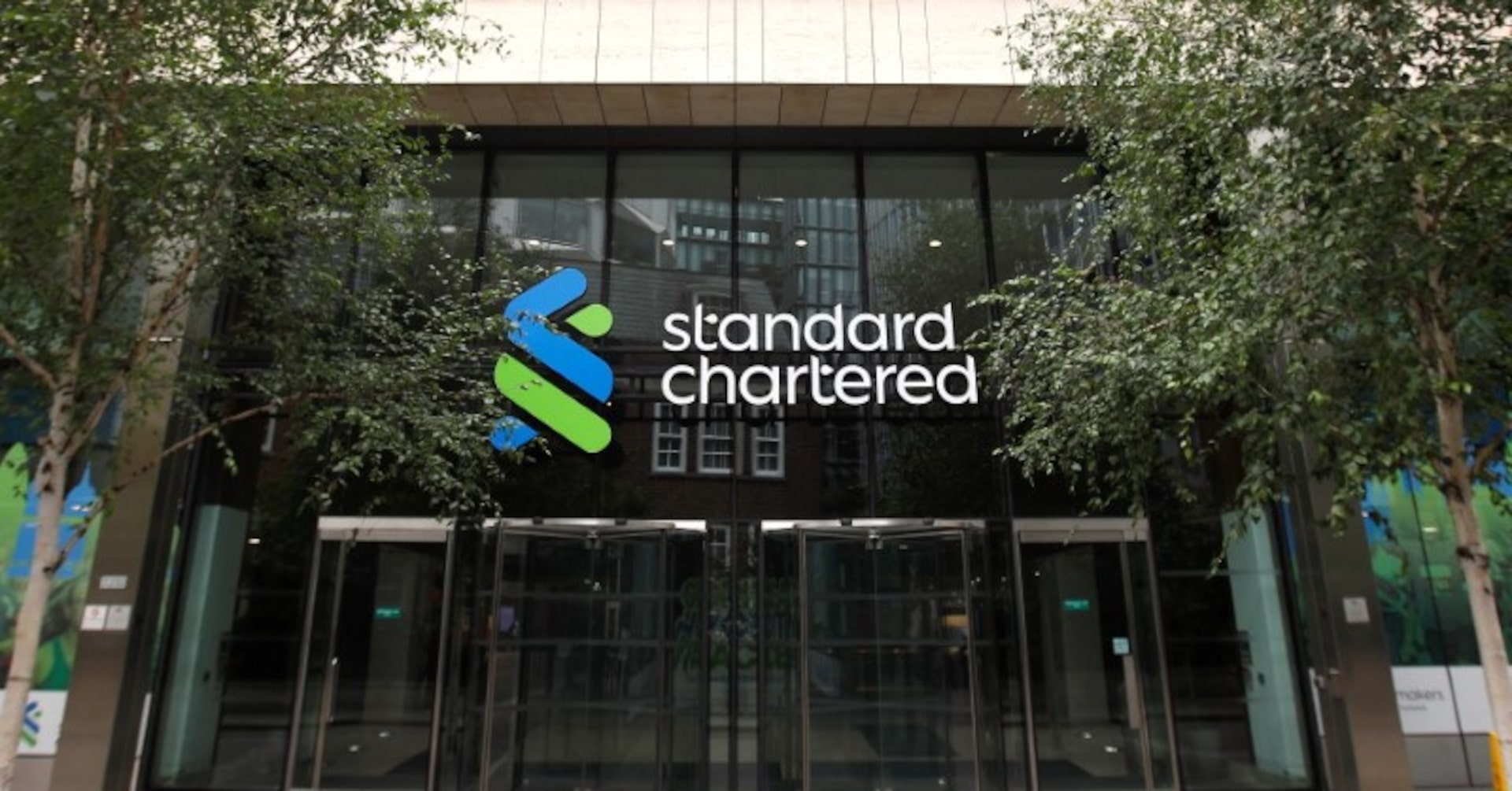 The Standard Chartered bank logo is seen at their headquarters in London, Britain, July 26, 2022.