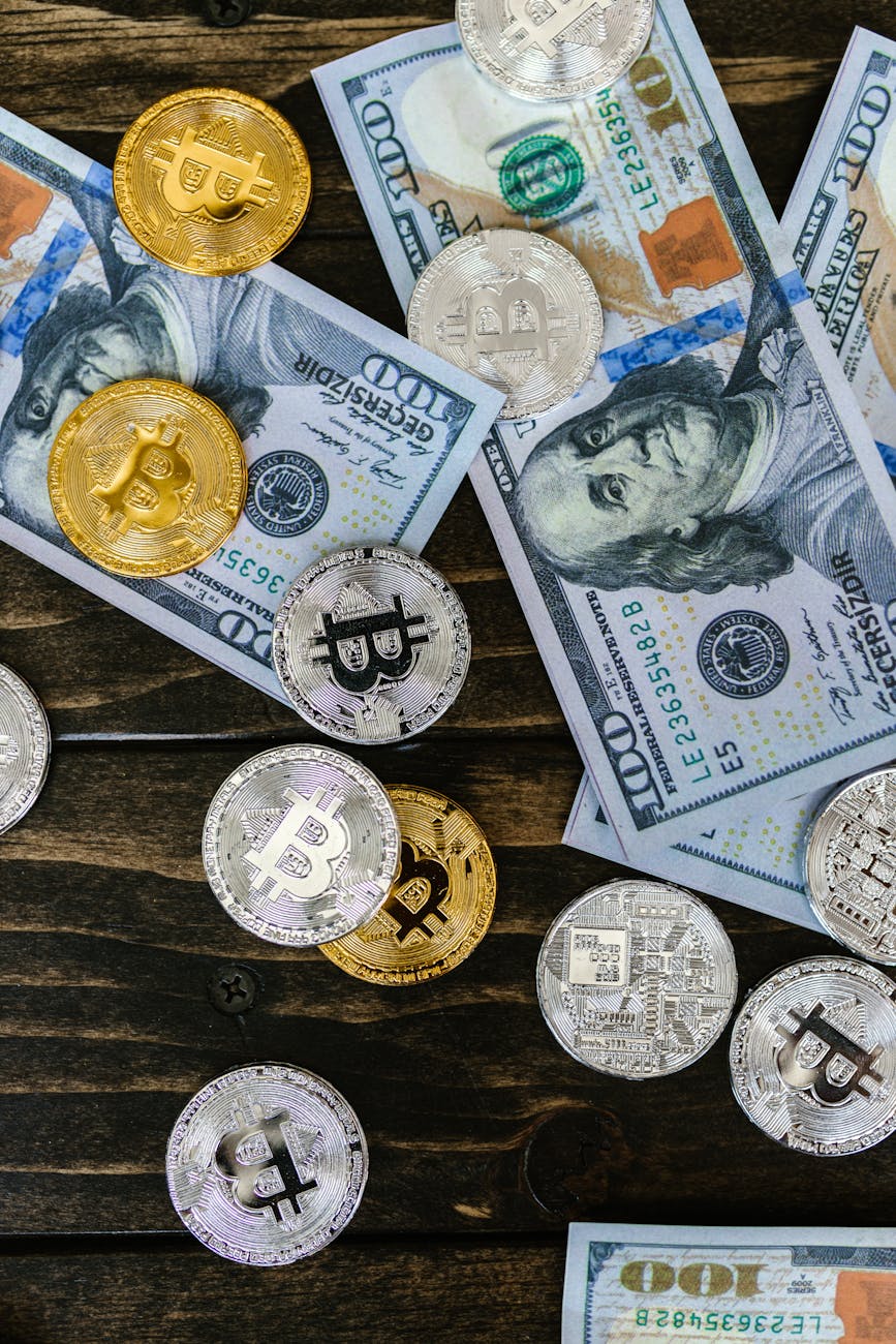 Banknotes illustrating foreign-exchange reserves