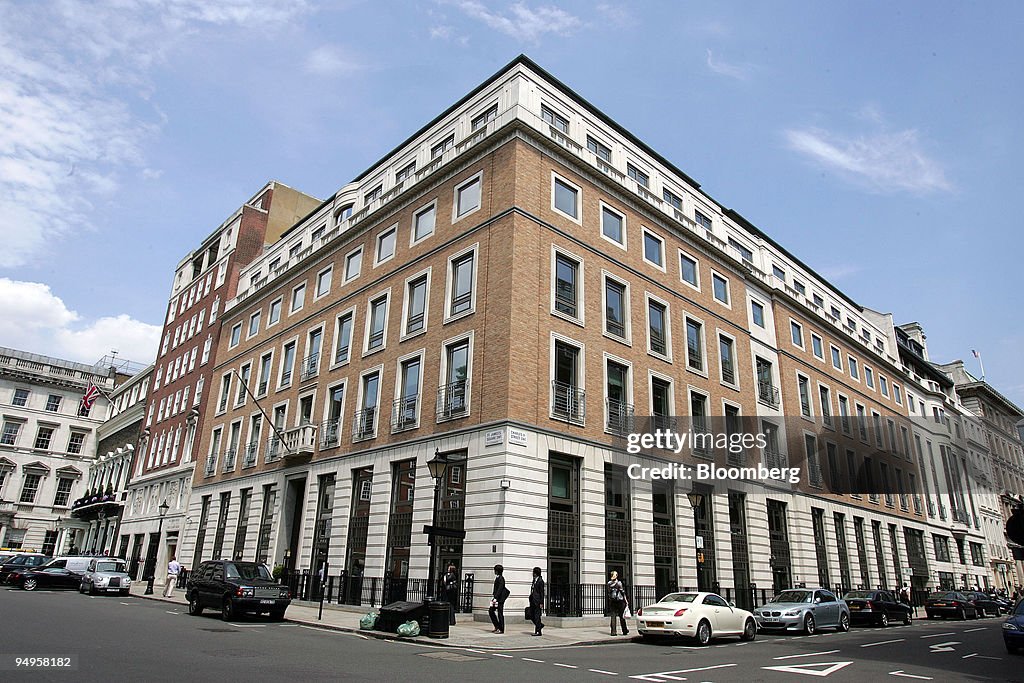 BP headquarters in St. James's Square, London