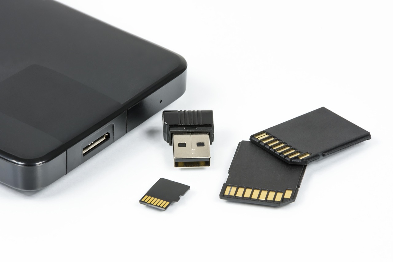 Flash memory devices representing the NAND market behind Kioxia's AI-driven rerating