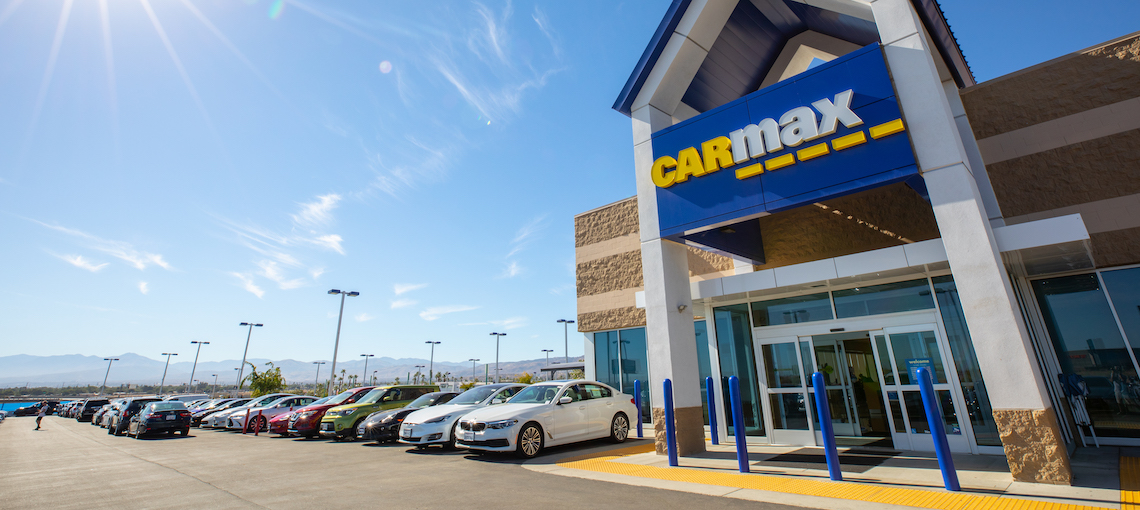CarMax storefront