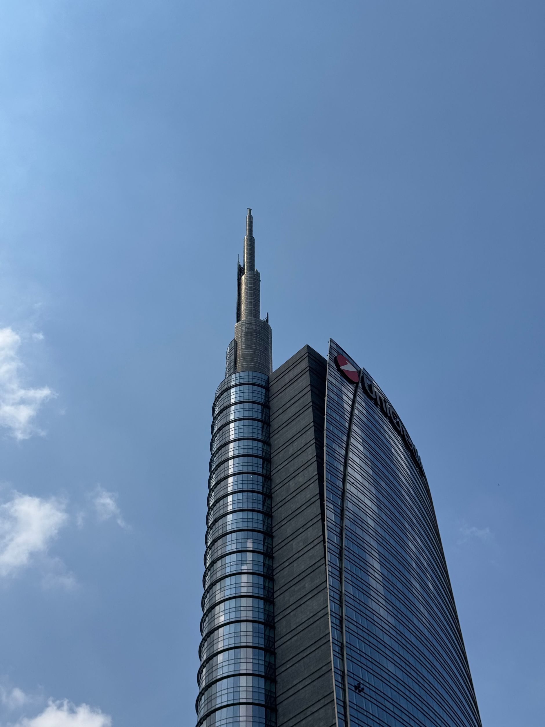UniCredit Tower in Milan under a clear blue sky